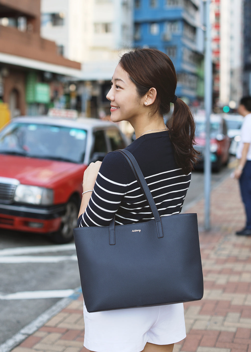 Ashberry Smart Tote Bag