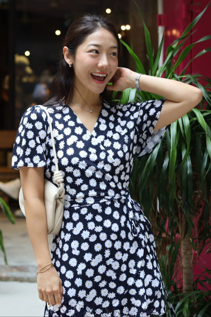 Summer Daisy Wrap Dress