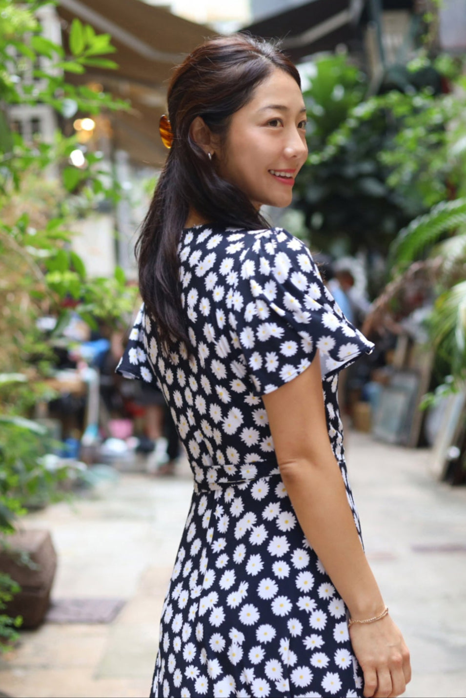 Summer Daisy Wrap Dress