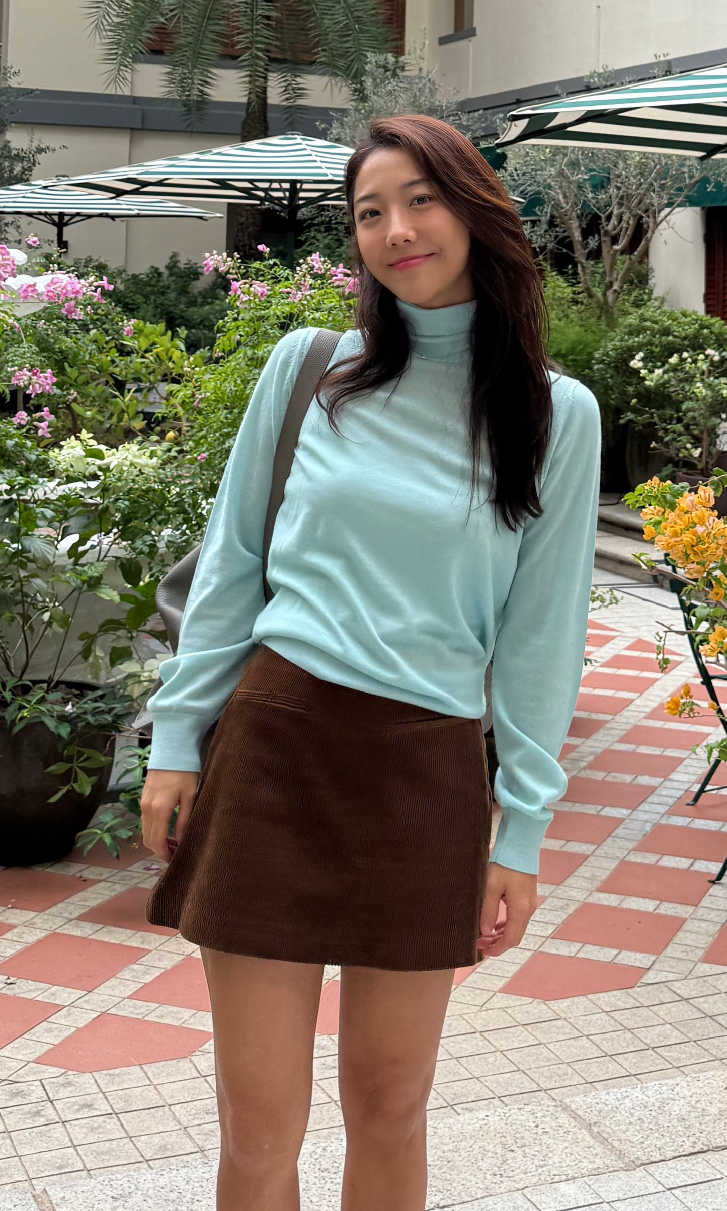 Éclat Cashmere Turtleneck