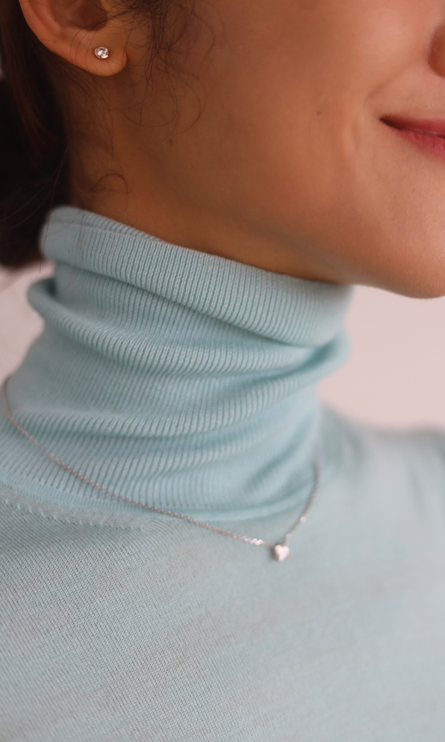 Éclat Cashmere Turtleneck