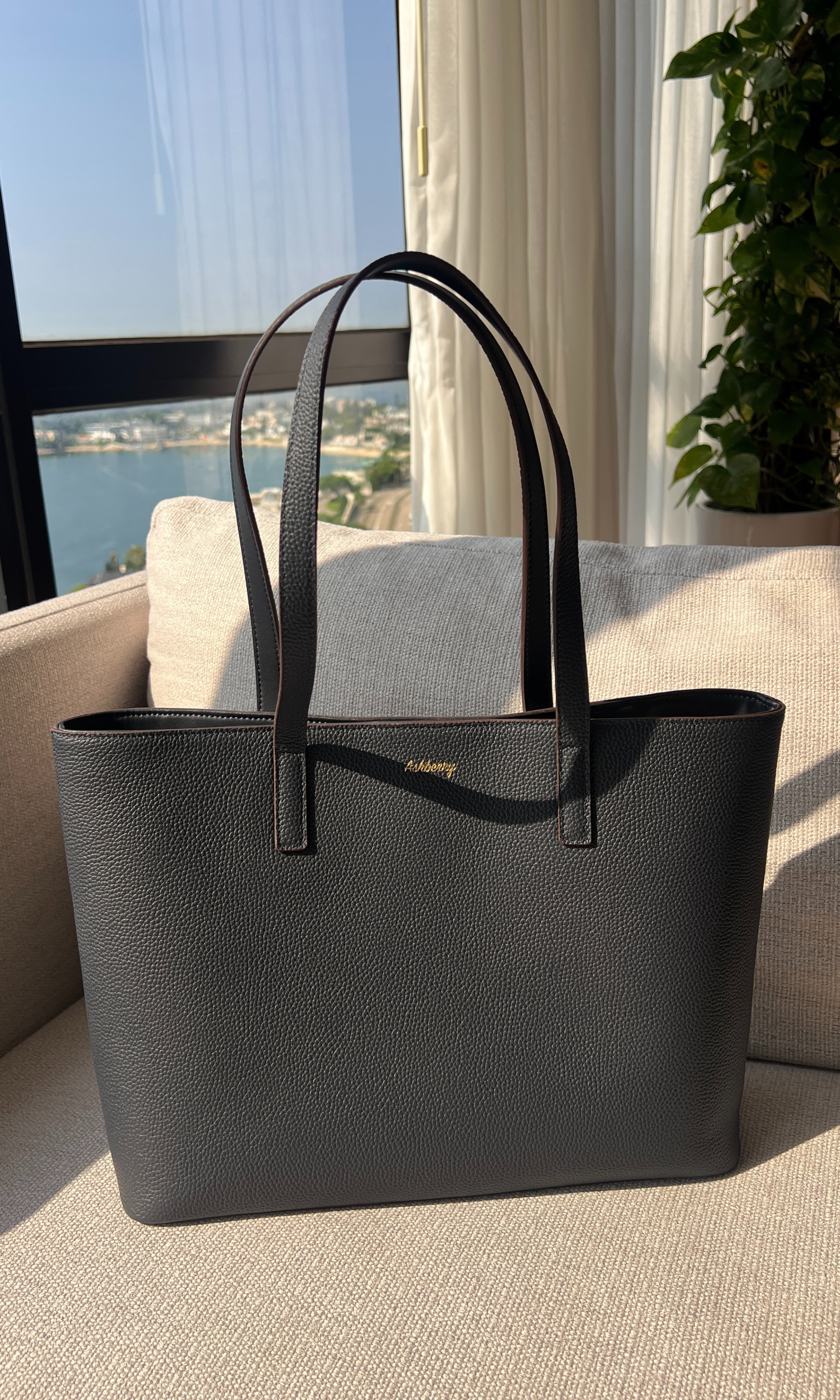Ashberry Smart Tote Bag