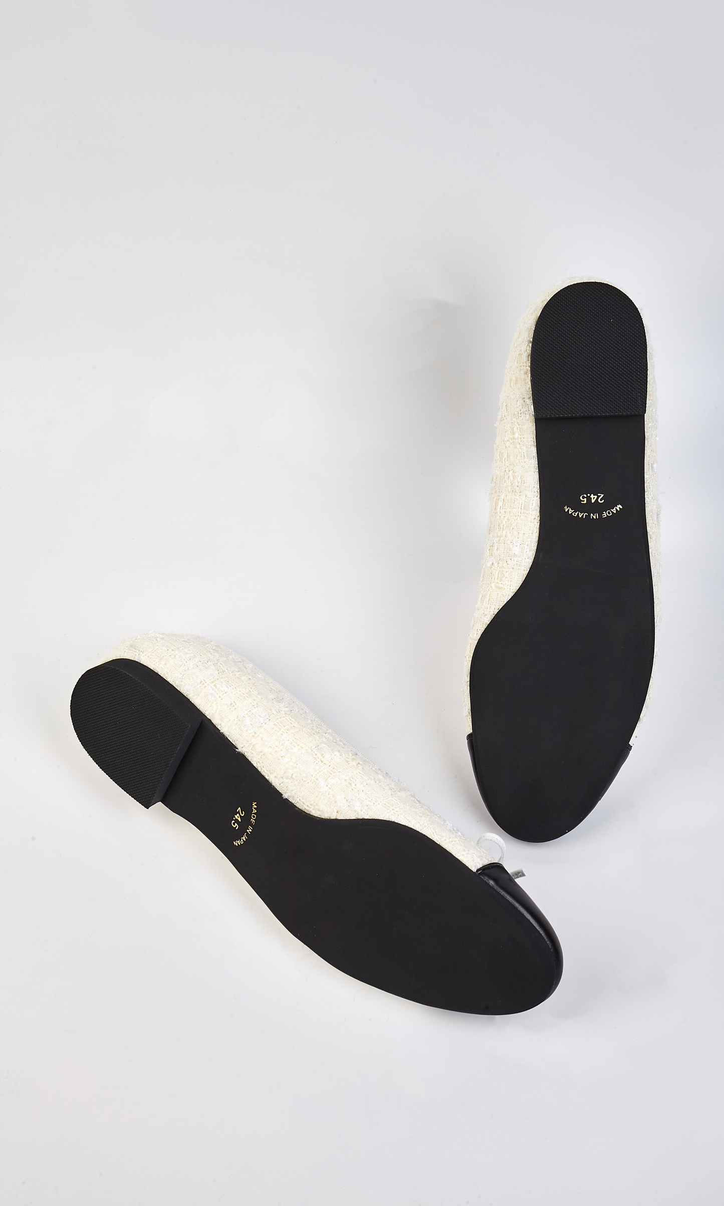 白呢雲朵平底鞋