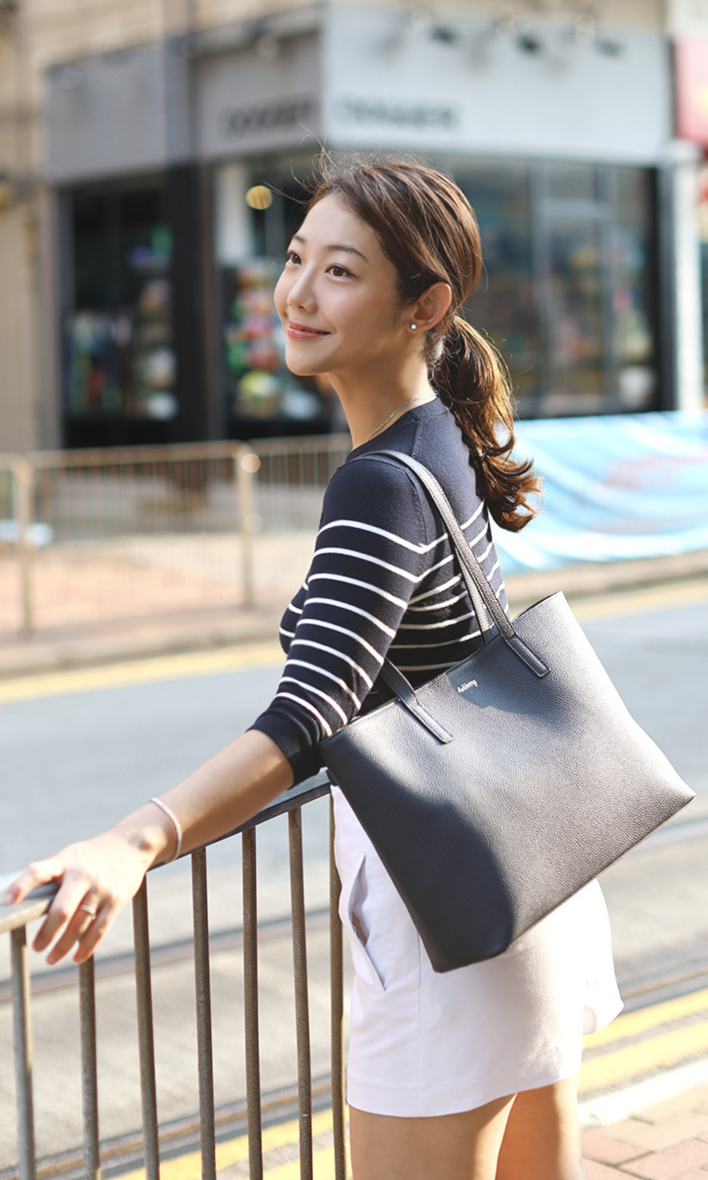 Ashberry Smart Tote Bag