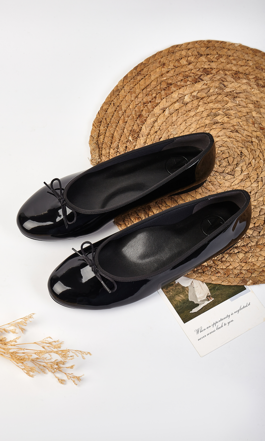 Enamel Black Cloud Flats